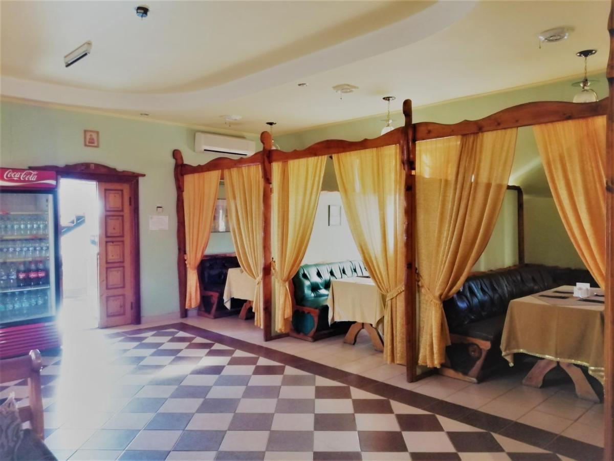Beregynya Motel Yuzhnoukrainsk Exterior foto