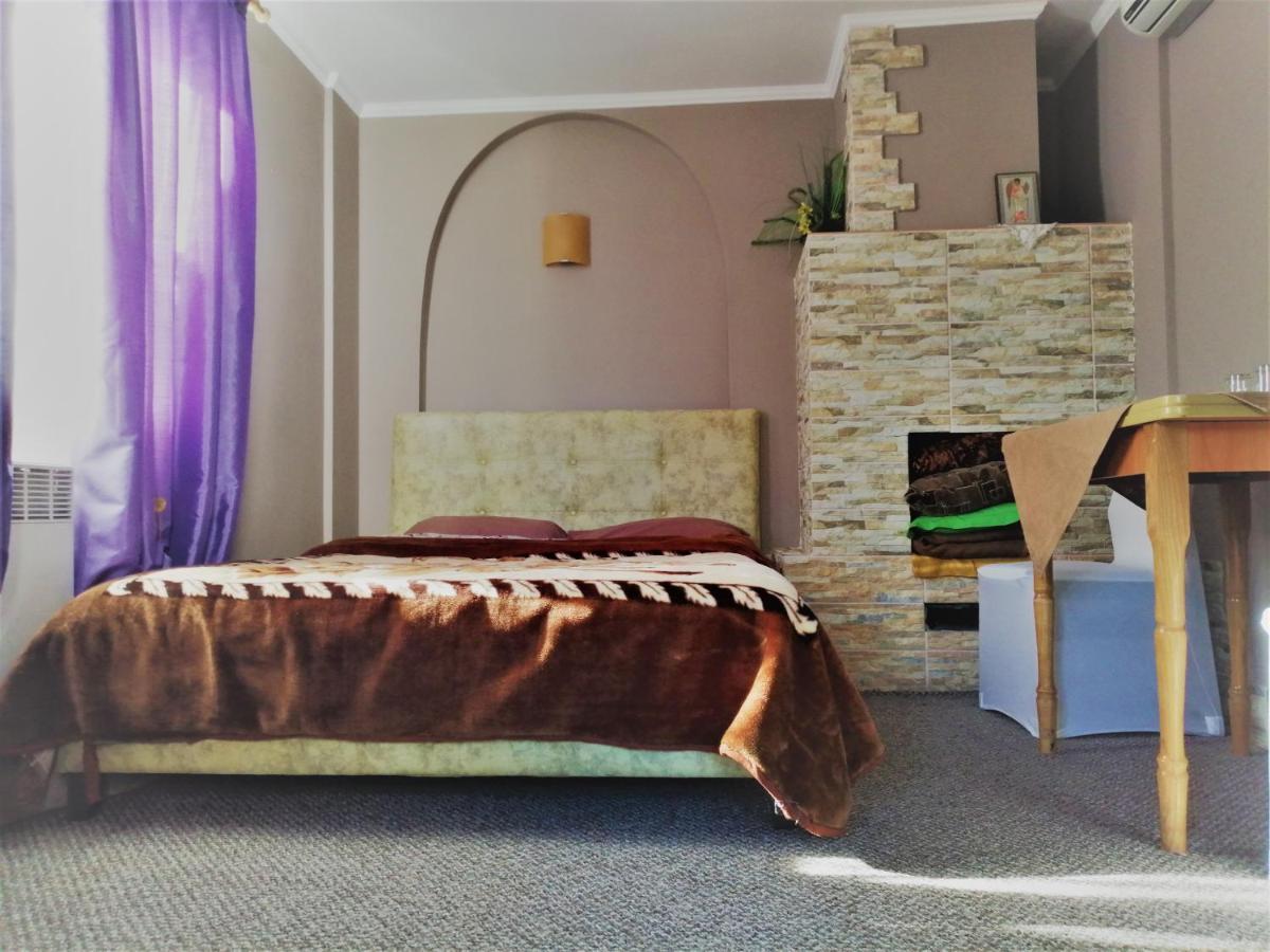 Beregynya Motel Yuzhnoukrainsk Exterior foto